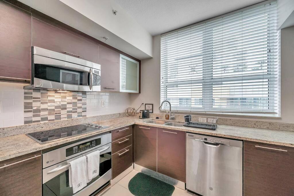 Apartment 3 Min To Dt And Amalie Arena - Cozy 1br - Pool *